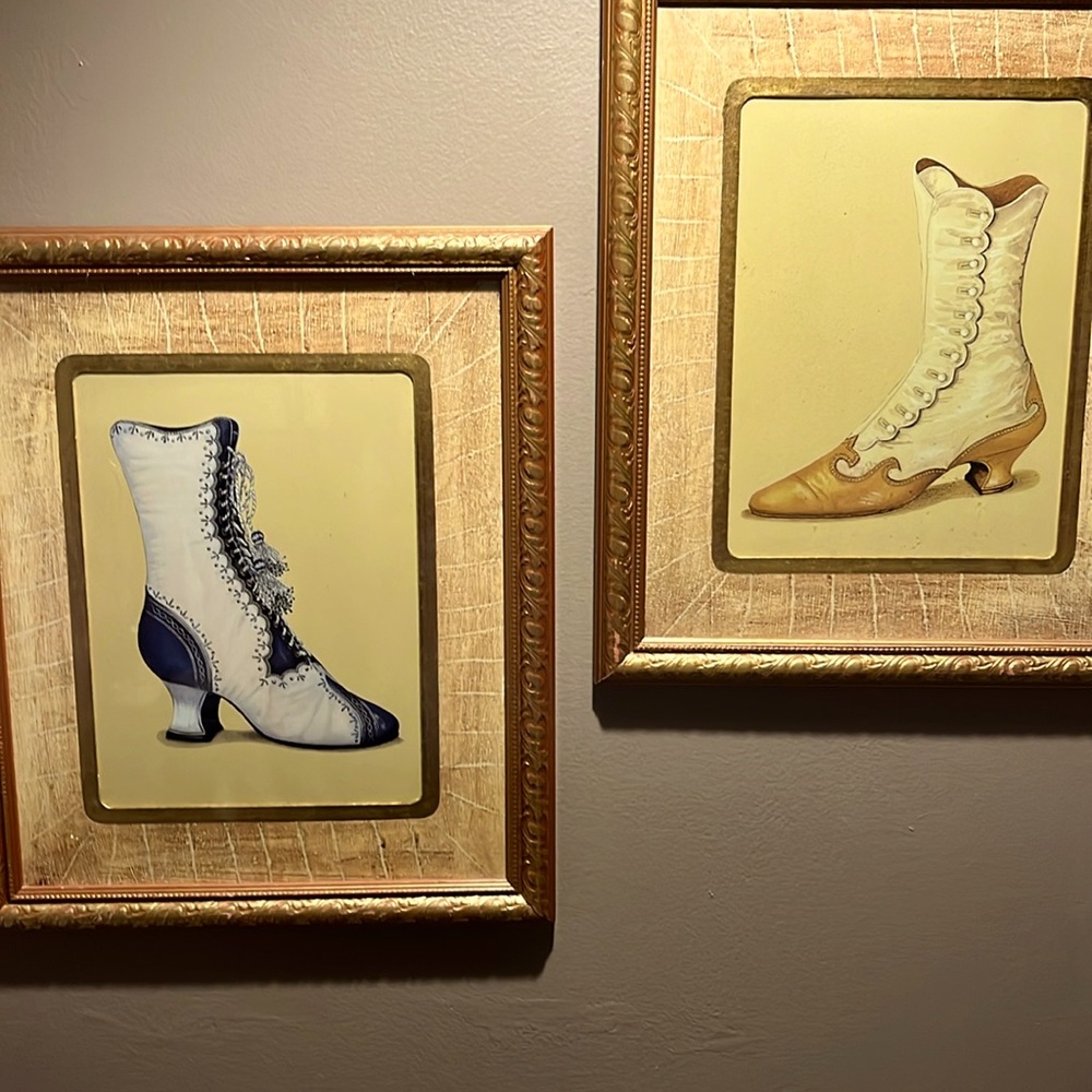 Pair of Pictures